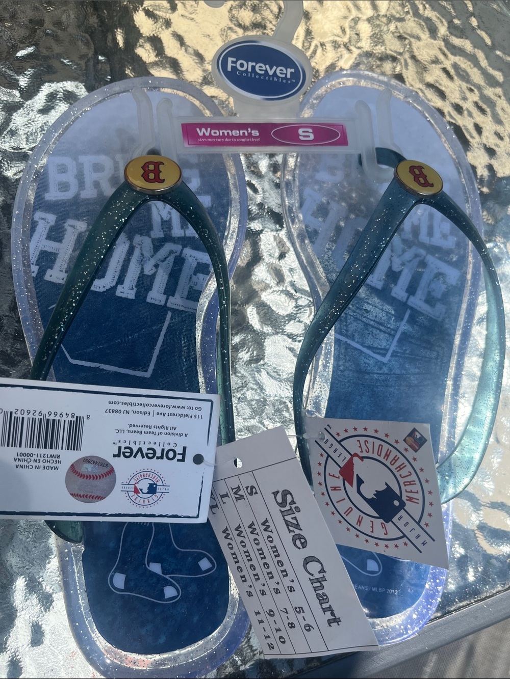 Forever Collectibles Women's MLB Flip Flops - Silver Glitter Size S 5-6
